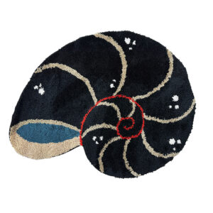 black-sea-conch-sea-shell-area-rug